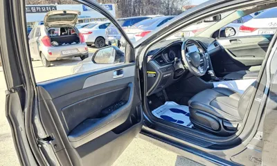 Hyundai Sonata 2018, 175568 км, за 5285.76 USD - фото 10