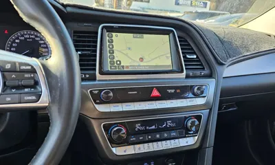 Hyundai Sonata 2018, 175568 км, за 5285.76 USD - фото 18