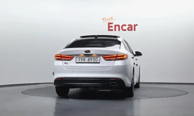 Kia K5 2016, 147514 км, за 6408.99 USD