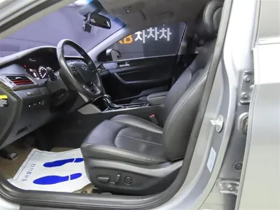 Hyundai Sonata 2016, 151755 км, за 3603.78 USD
