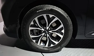 Kia Canival 2023, 96681 км, за 16723.97 USD