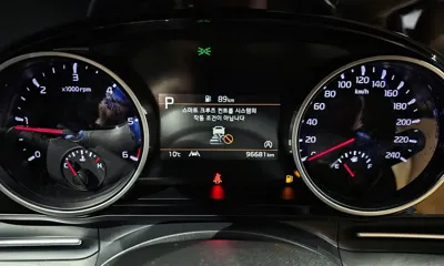 Kia Canival 2023, 96681 км, за 16723.97 USD - фото 8