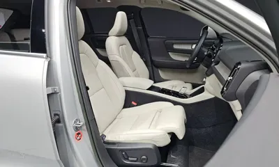 Volvo XC40 2023, 6881 км, за 28029.41 USD - фото 11