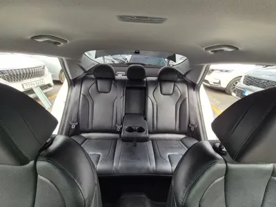 Hyundai Avante 2023, 73799 км, за 12143.89 USD - фото 12