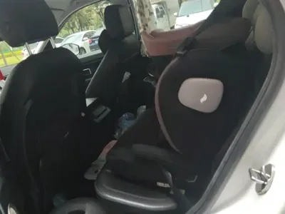 Land Rover Discovery Sport 2017, 98000 км, за 9269.98 USD - фото 11