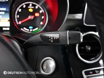 Mercedes-Benz GLC-Class 2019, 115378 км, за 14106.48 USD - фото 9
