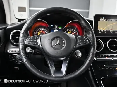 Mercedes-Benz GLC-Class 2019, 115378 км, за 14106.48 USD - фото 13