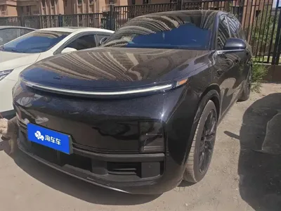 Li Auto Li L9 · 2023 год