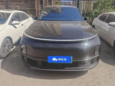 Li Auto Li L9 2023, 91100 км, за 33842.78 USD