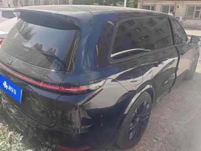 Li Auto Li L9 2023, 91100 км, за 33842.78 USD