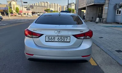 Hyundai Avante 2015, 124994 км, за 3822.4 USD