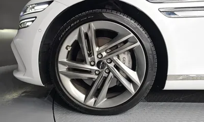 Genesis G80 2025, 29831 км, за 35065.43 USD