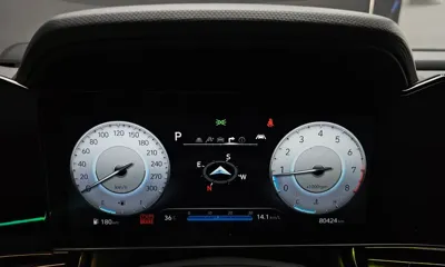 Hyundai Avante 2022, 80424 км, за 66096.03 USD - фото 8