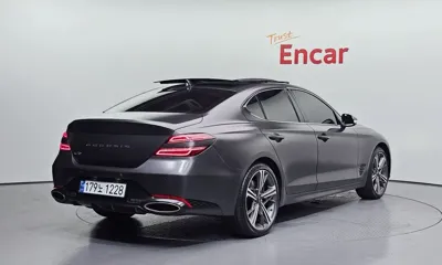 Genesis G70 2024, 24994 км, за 23631.35 USD