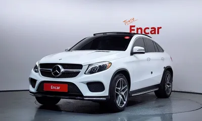 Mercedes-Benz GLE-Class · 2017 год