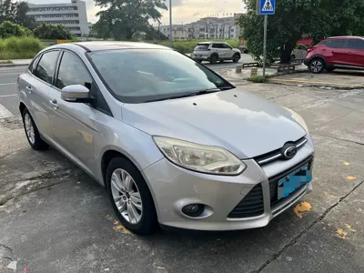 Ford Focus 2014, 60000 км, за 1765.71 USD