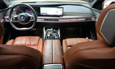 BMW 7-Series 2023, 52940 км, за 75322.09 USD - фото 7