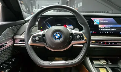 BMW 7-Series 2023, 52940 км, за 75322.09 USD - фото 13