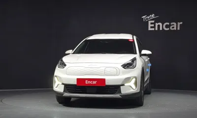 Kia Niro 2023, 36365 км, за 15938.08 USD