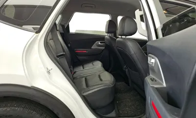 Kia Niro 2023, 36365 км, за 15938.08 USD - фото 12