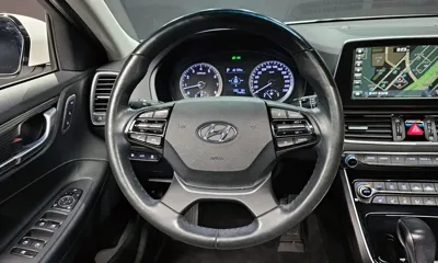 Hyundai Grandeur 2018, 71692 км, за 10509.72 USD - фото 13
