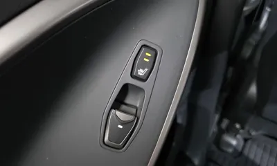 Hyundai Santafe 2017, 95682 км, за 9441.94 USD - фото 18