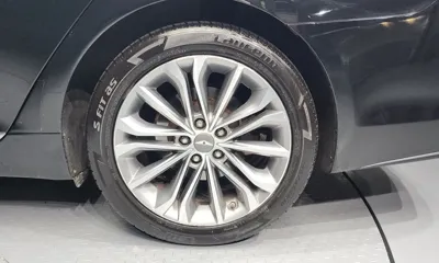 Hyundai Genesis 2015, 209392 км, за 3832.18 USD