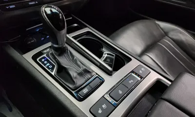 Hyundai Genesis 2015, 209392 км, за 3807.27 USD - фото 9
