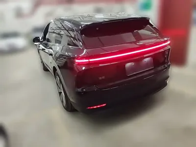 Li Auto 理想i6