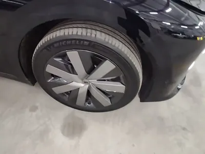 Li Auto 理想i6