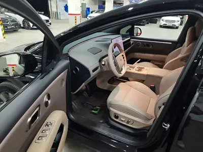 Li Auto 理想i6