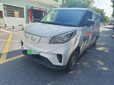 大通 EV30 2021, 60000 км, за 3738.05 USD