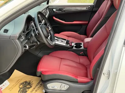 Porsche Macan 2022, 39000 км, за 45467.04 USD - фото 6