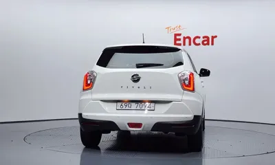 KG_Mobility_Ssangyong TIBOLI 2015, 102192 км, за 4269.57 USD