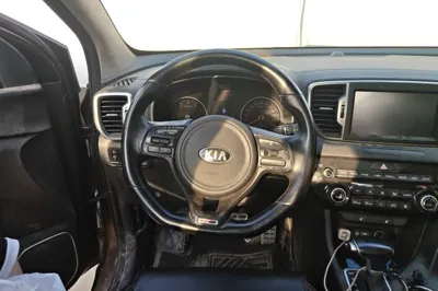 Kia KX5 2016, 67500 км, за 6061 USD - фото 9