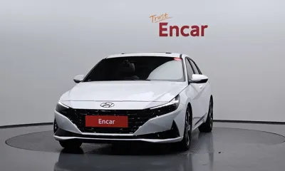 Hyundai Avante 2023, 14415 км, за 15071.4 USD