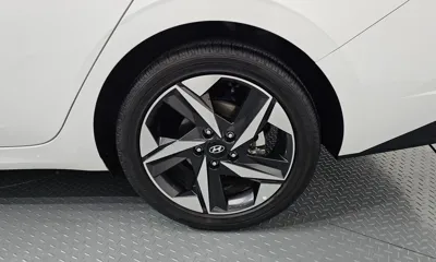 Hyundai Avante 2023, 14415 км, за 15071.4 USD - фото 21