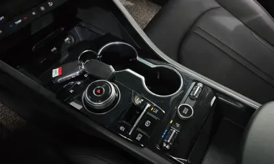 Kia K5 2020, 61386 км, за 12913.9 USD - фото 9