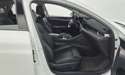 Kia K5 2020, 61386 км, за 12913.9 USD - фото 11