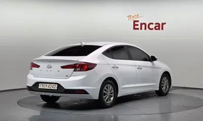 Hyundai Avante 2020, 92901 км, за 7286.33 USD