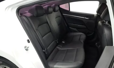 Hyundai Avante 2020, 92901 км, за 7227.97 USD - фото 12
