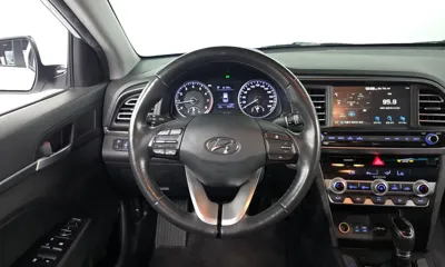 Hyundai Avante 2020, 92901 км, за 7227.97 USD - фото 13