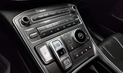Hyundai Santafe 2021, 110617 км, за 13010.68 USD - фото 9