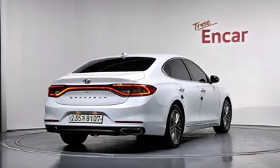 Hyundai Grandeur 2017, 176162 км, за 6498.62 USD