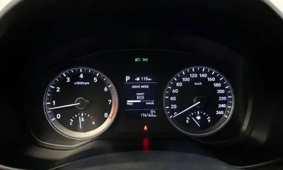 Hyundai Grandeur 2017, 176162 км, за 6498.62 USD - фото 8
