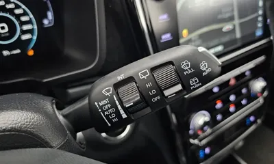 KG_Mobility_Ssangyong TIBOLI 2022, 10530 км, за 10206.07 USD - фото 17
