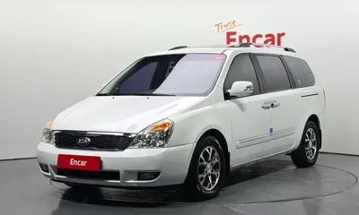 Kia Canival · 2013 год