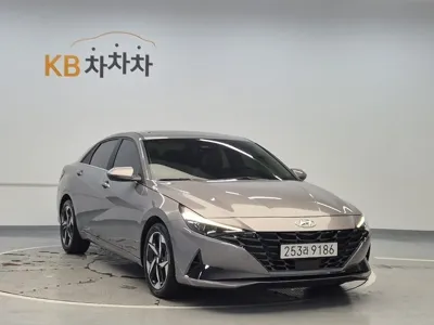 Hyundai Avante 2023, 92326 км, за 12828.02 USD