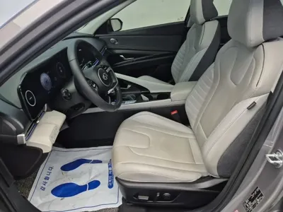 Hyundai Avante 2023, 92326 км, за 12815.52 USD - фото 9