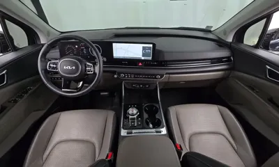 Kia Canival 2024, 40102 км, за 25525.81 USD - фото 7